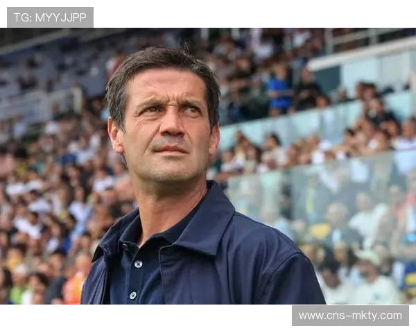 米兰主帅阿莱格里因抗议判罚在补时阶段被红牌罚下